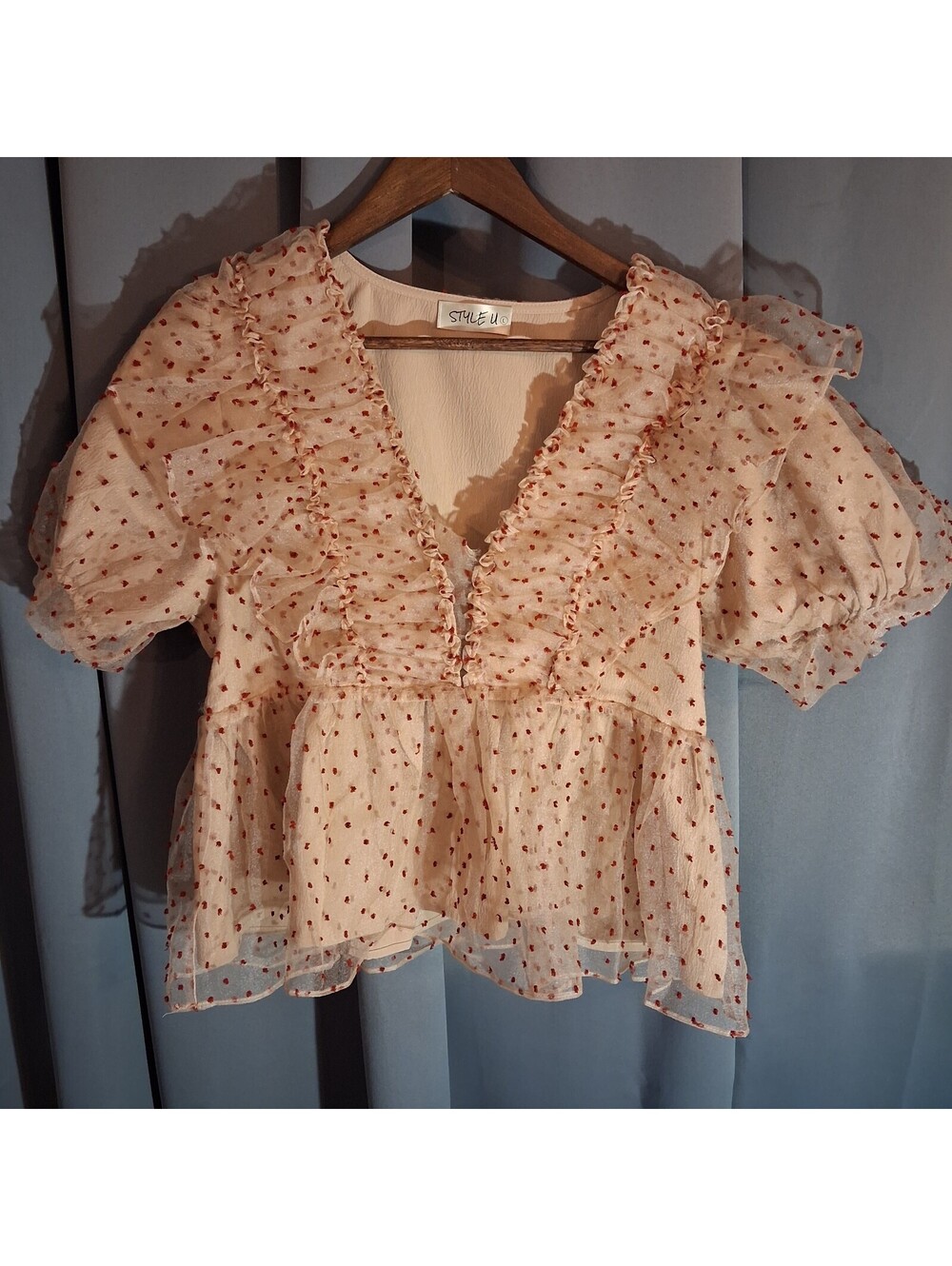 STYLE U Women's Sheer Ruffle  Blouse Size Large